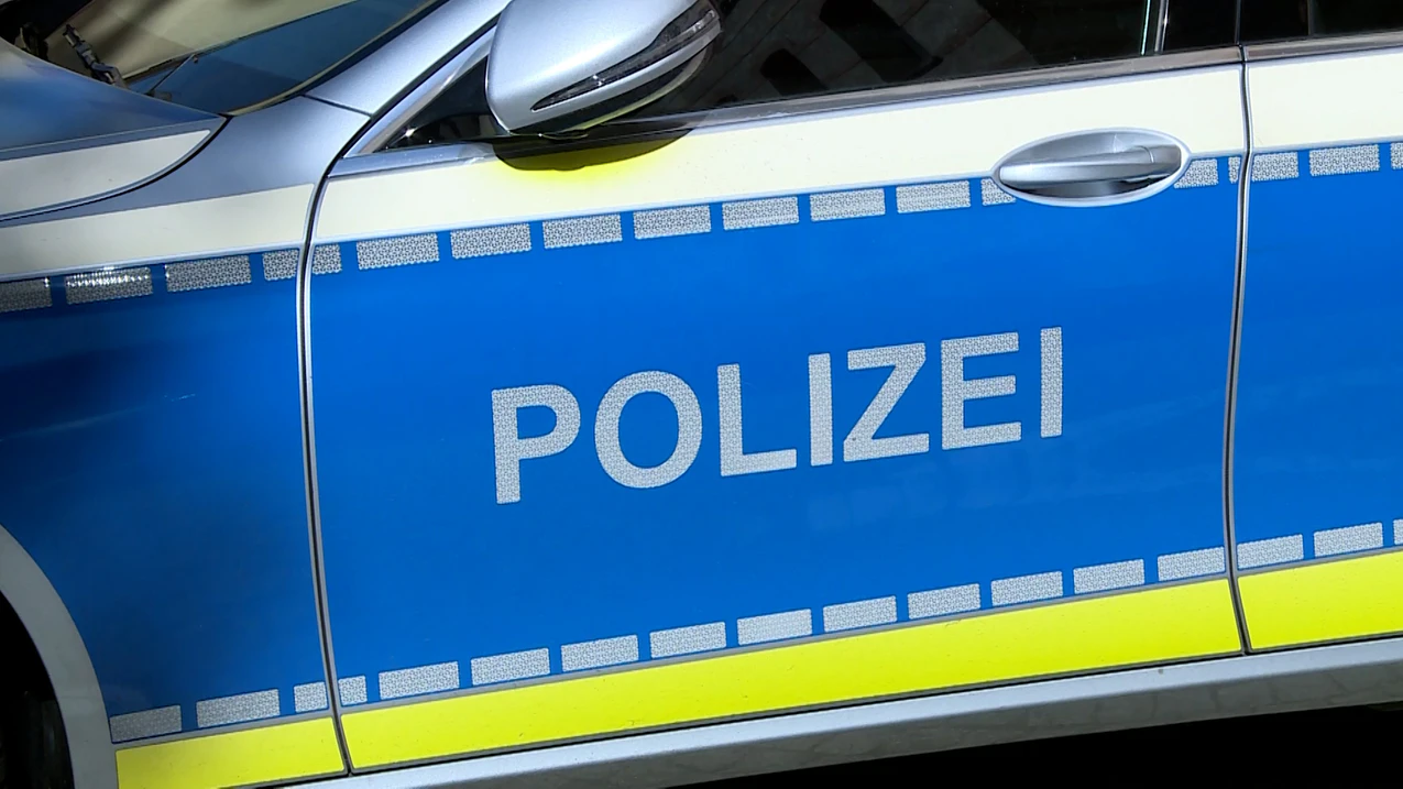 aroma king vapes Berliner Polizei hebt Verstecke aus: Illegale Vapes sichergestellt main image 0